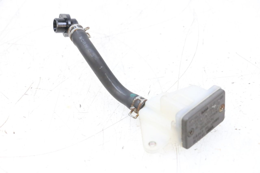 photo de BOCAL LIQUIDE FREIN SUZUKI GSXR GSX-R 1000 (2003 - 2004) - Vue principale