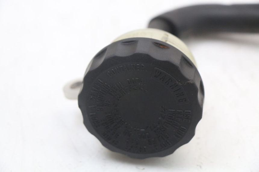 photo de BOCAL LIQUIDE FREIN HONDA NTV DEAUVILLE 650 (1998 - 2001) - Points de fixation