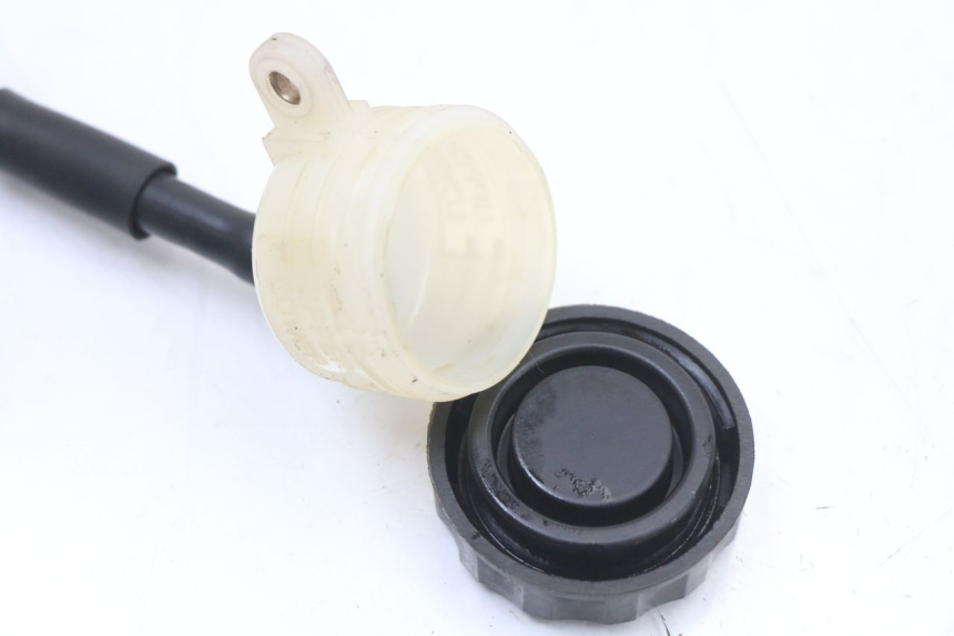 photo de BOCAL LIQUIDE FREIN DAELIM VJ ROADWIN FI 125 (2008 - 2017) - Gros plan technique