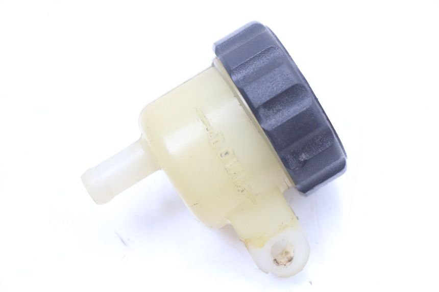 photo de BOCAL LIQUIDE FREIN YAMAHA XJ F 900 (1983 - 1994) - Autre angle de vue