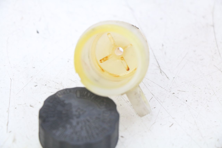 photo de BOCAL LIQUIDE FREIN KAWASAKI Z 750 (2007 - 2013) - Gros plan technique