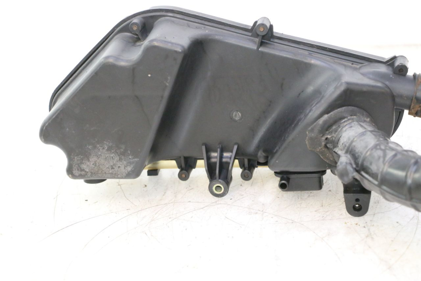 photo de BOITE A AIR KYMCO AGILITY 4T 50 (2018 - 2022) - État de surface