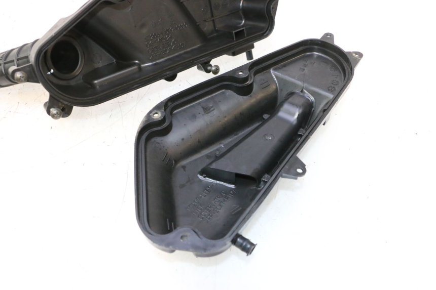 photo de BOITE A AIR KYMCO AGILITY PREMIUM 50 (2007 - 2010) - État de surface