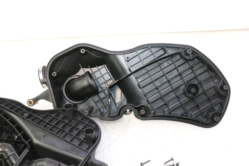 photo de BOITE A AIR APRILIA ATLANTIC S 125 (2010 - 2013) - Autre angle de vue