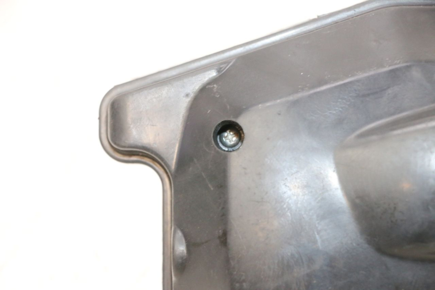 photo de BOITE A AIR MBK BOOSTER SPIRIT NAKED 50 (2004 - 2017) - Points de fixation