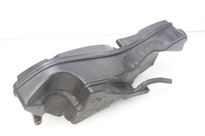 photo de BOITE A AIR SUZUKI BURGMAN 125 (2007 - 2014) - Gros plan technique