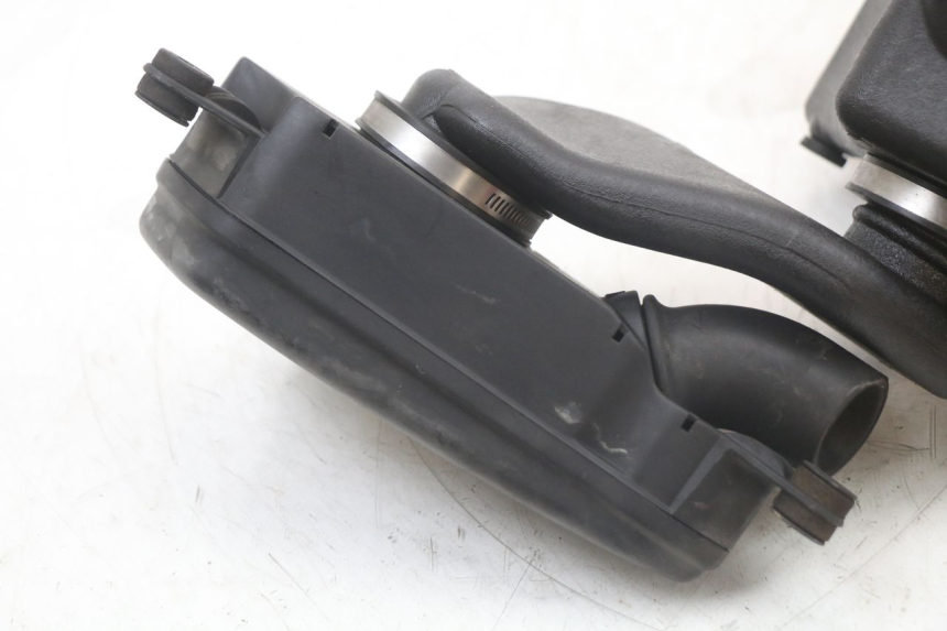 photo de BOITE A AIR BMW C1 125 (2000 - 2003) - Marquages et références