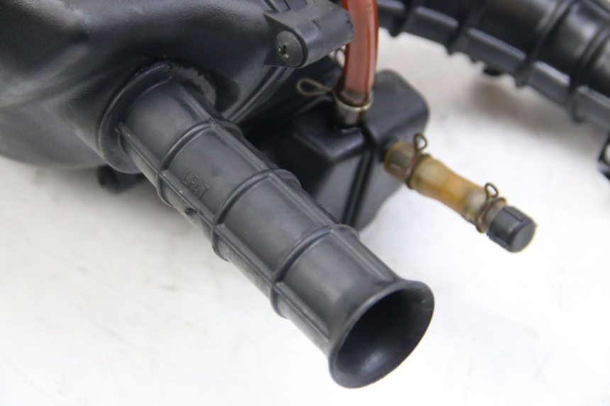 photo de BOITE A AIR KYMCO DINK STREET 125 (2009 - 2014) - État de surface