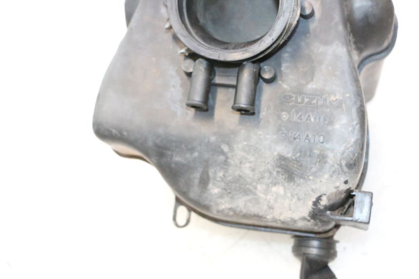 photo de BOITE A AIR SUZUKI DR S 600 (1985 - 1989) - Détail de la pièce