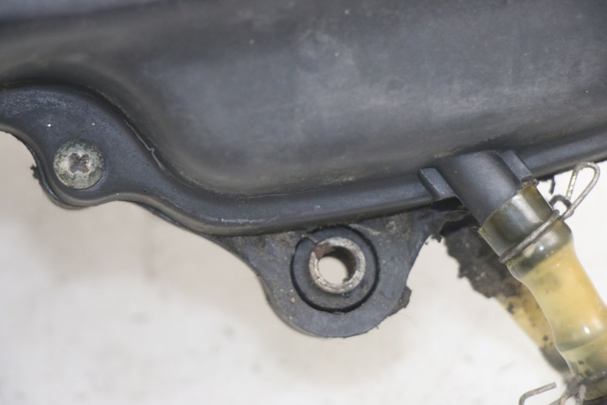 photo de BOITE A AIR TNT MOTOR FASTINO 4T 50 (2013 - 2019) - Zoom état d’usage