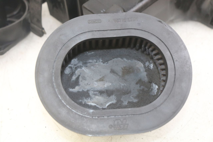 photo de BOITE A AIR YAMAHA FZS FAZER 600 (1998 - 2001) - Pièce contrôlée