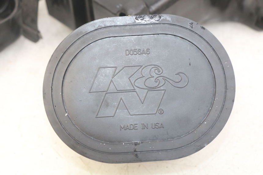 photo de BOITE A AIR YAMAHA FZS FAZER 600 (1998 - 2001) - Marquages et références