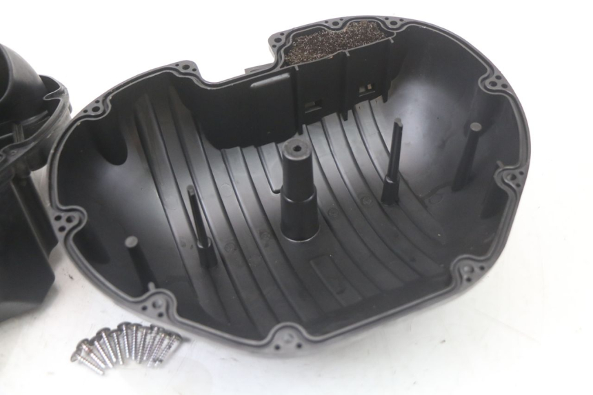 photo de BOITE A AIR SUZUKI GSR 750 (2011 - 2017) - Vue produit