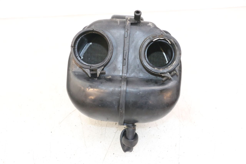 photo de BOITE A AIR SUZUKI GSX E 250 (1982 - 1983) - Points de fixation