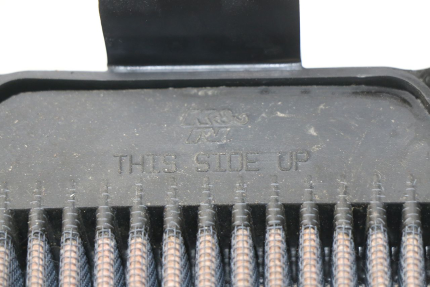 photo de BOITE A AIR SUZUKI GSX-R GSXR 600 (2001 - 2003) - Points de fixation