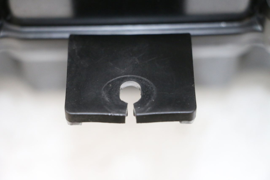 photo de BOITE A AIR SUZUKI GSXR GSX-R 1000 (2003 - 2004) - Zoom état d’usage