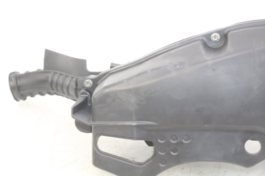 photo de BOITE A AIR YAMAHA HW XENTER 125 (2011 - 2017) - Points de fixation