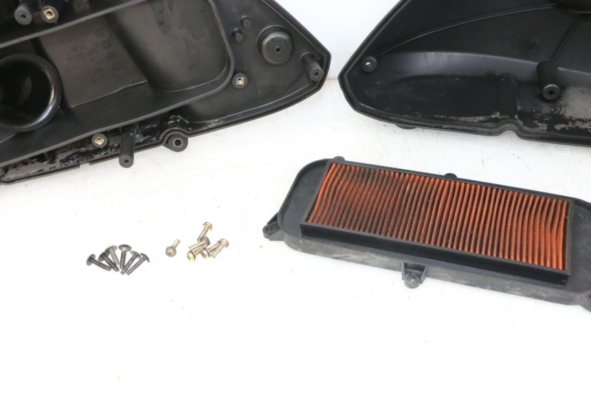 photo de BOITE A AIR KYMCO GRAND DINK 125 (2008 - 2014) - Vue rapprochée