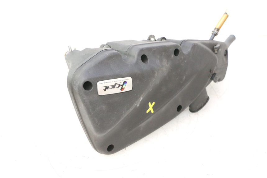 photo de BOITE A AIR PIAGGIO LIBERTY IGET S 125 (2016 - 2020) - Gros plan technique