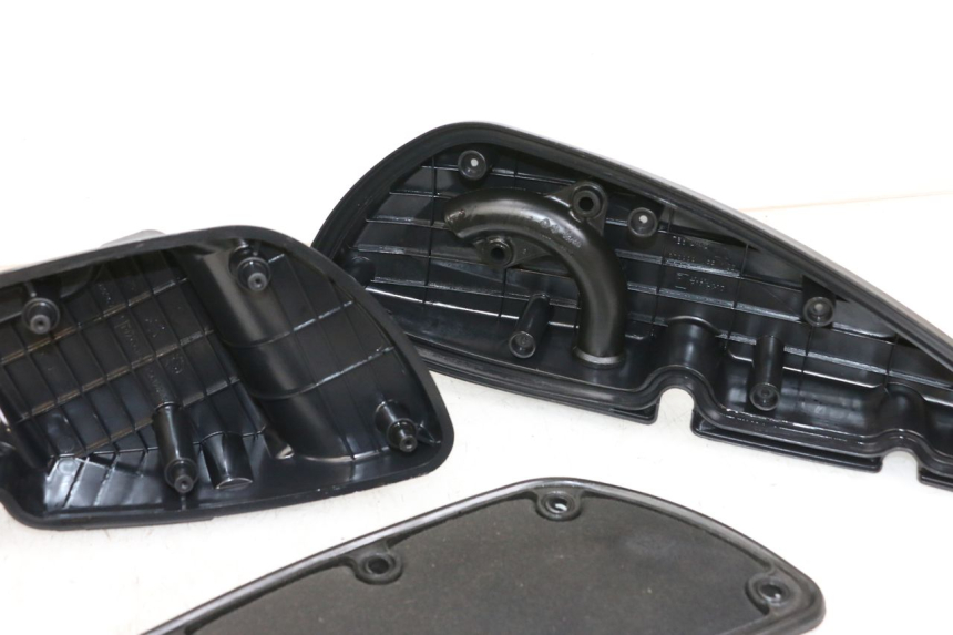 photo de BOITE A AIR PIAGGIO MP3 HPE 350 (2018 - 2020) - Points de fixation