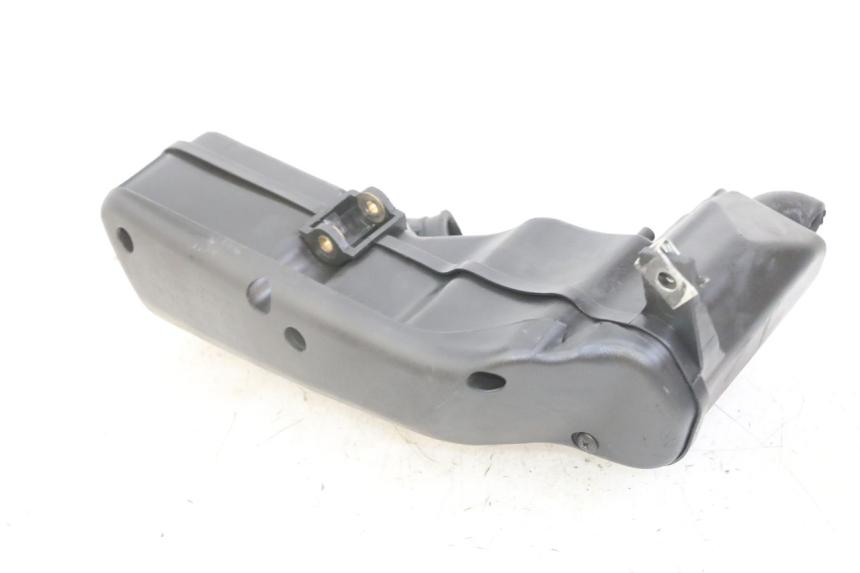 photo de BOITE A AIR PIAGGIO NEW TYPHOON 50 (2018 - 2021) - Autre angle de vue