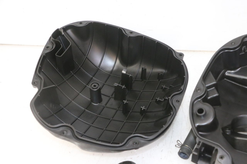 photo de BOITE A AIR HONDA NTV DEAUVILLE ABS 700 (2007 - 2016) - État de surface