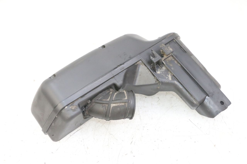 photo de BOITE A AIR PIAGGIO VESPA S 2T 50 (2007 - 2014) - Gros plan technique