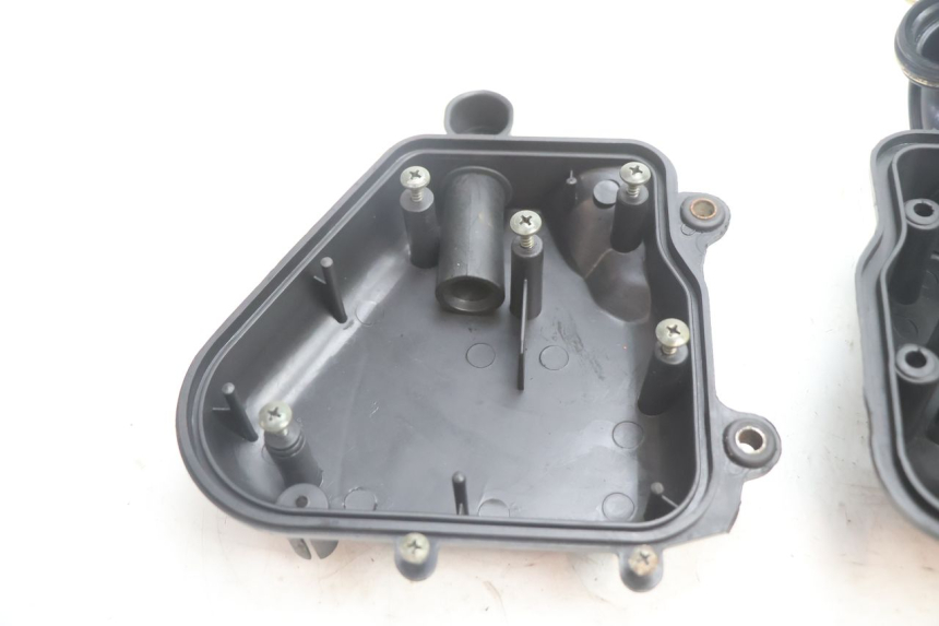 photo de BOITE A AIR TNT MOTOR ROMA 12' 2T 50 (2007 - 2018) - Points de fixation