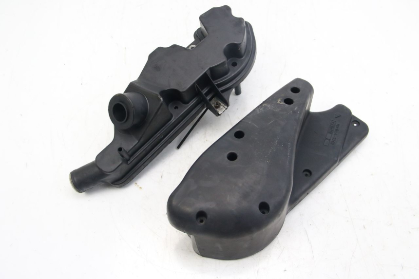 photo de BOITE A AIR APRILIA SCARABEO 4T 50 (2009 - 2017) - Vue d’ensemble