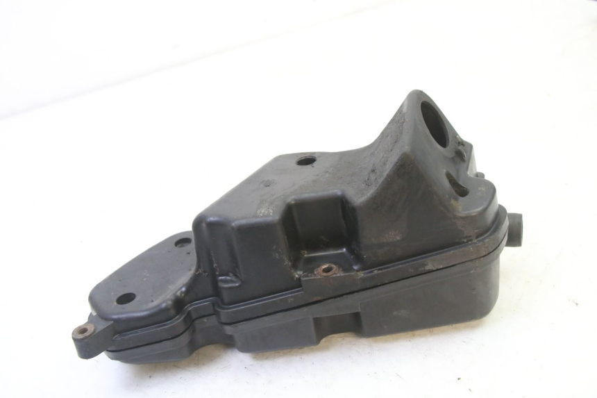 photo de BOITE A AIR PEUGEOT SPEEDFIGHT 3 AIR 50 (2009 - 2015) - Gros plan technique