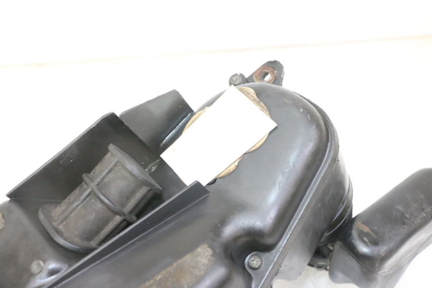 photo de BOITE A AIR YAMAHA TDR DELTABOX 125 (1997 - 2003) - Points de fixation