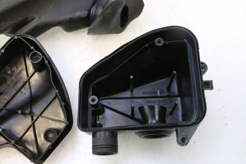 photo de BOITE A AIR PEUGEOT TREKKER 50 (1995 - 2004) - Marquages et références