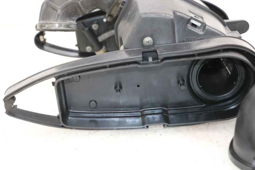 photo de BOITE A AIR SUZUKI VL INTRUDER 125 (2004 - 2007) - État de surface