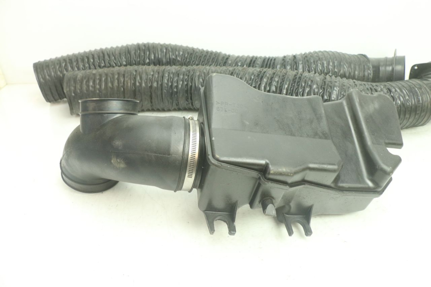 photo de BOITE A AIR YAMAHA WAVE RUNNER GP R 1200 (2000 - 2003) - Détail de la pièce