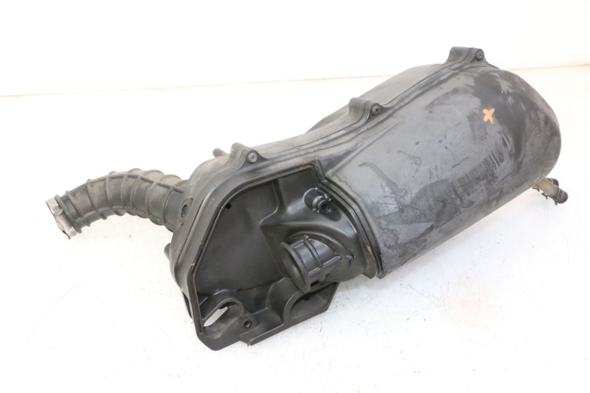 photo de BOITE A AIR YAMAHA X-MAX XMAX 250 (2006 - 2009) - Points de fixation