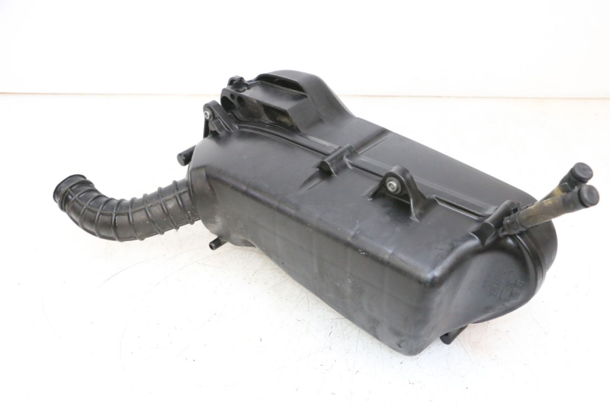 photo de BOITE A AIR YAMAHA XMAX X-MAX 125 (2006 - 2009) - Gros plan technique