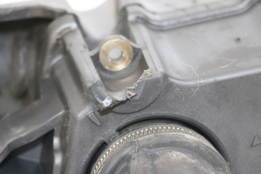 photo de BOITE A AIR PIAGGIO X10 125 (2012 - 2017) - Gros plan technique