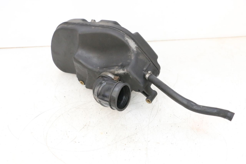 photo de BOITE A AIR PIAGGIO X8 125 (2004 - 2007) - Gros plan technique