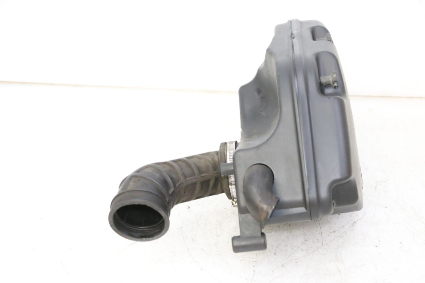 photo de BOITE A AIR PIAGGIO XEVO - X EVO 125 (2007 - 2017) - Gros plan technique