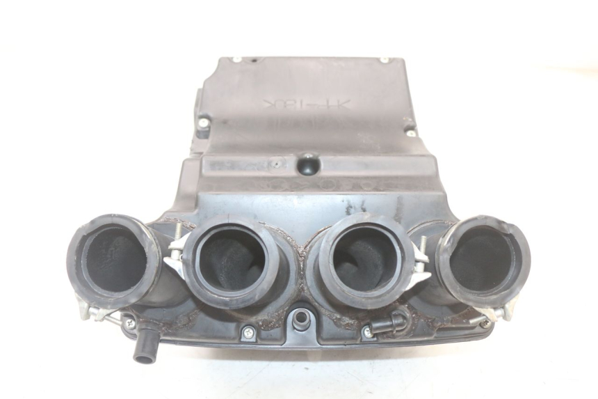 photo de BOITE A AIR YAMAHA FJR ABS 1300 (2006 - 2012) - Points de fixation