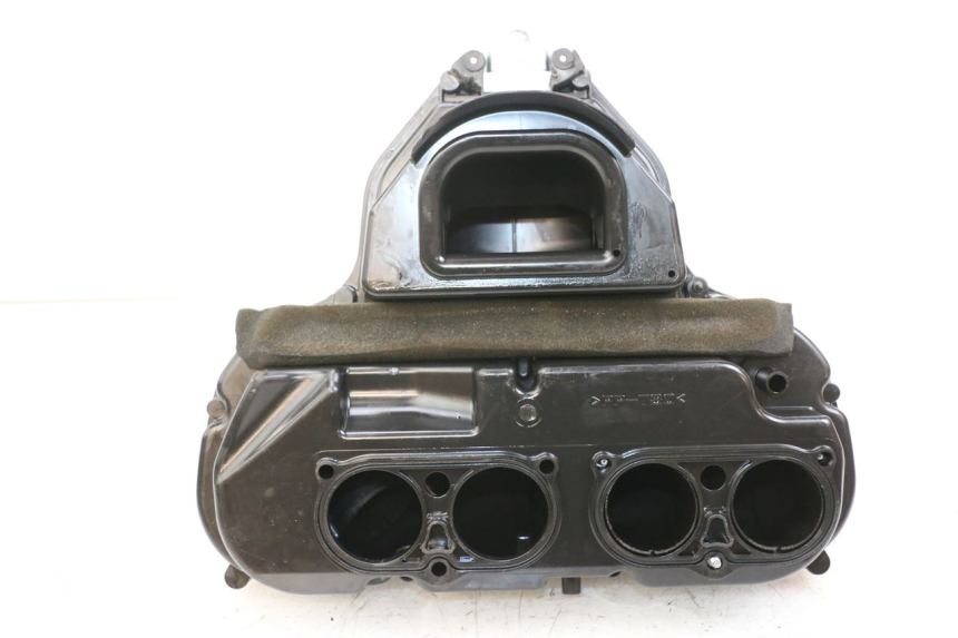 photo de BOITE A AIR YAMAHA FZ1 FAZER 1000 (2007 - 2009) - Autre angle de vue