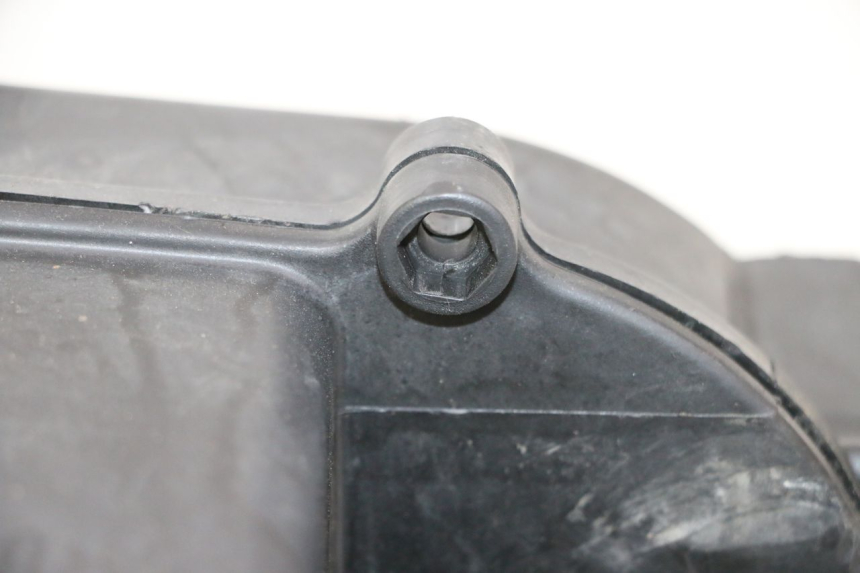 photo de BOITE A AIR YAMAHA YP MAJESTY 125 (2002 - 2006) - Points de fixation