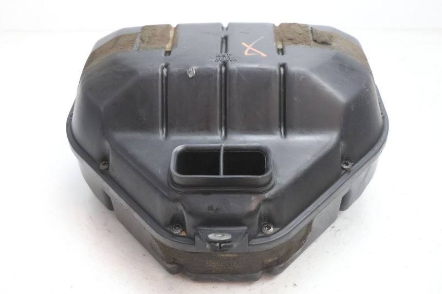photo de BOITE A AIR YAMAHA YZF R GENESIS 750 (1993 - 1998) - Zoom état d’usage