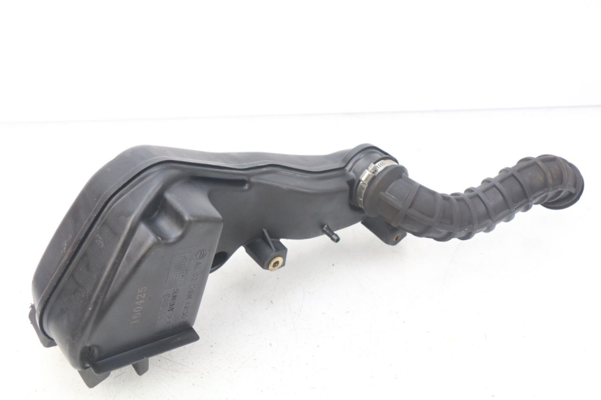 photo de BOITE A AIR PIAGGIO ZIP 4T 50 (2006 - 2017) - Gros plan technique