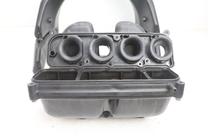photo de BOITE A AIR KAWASAKI ZX-6R ZX6R 600 (1995 - 1997) - Autre angle de vue