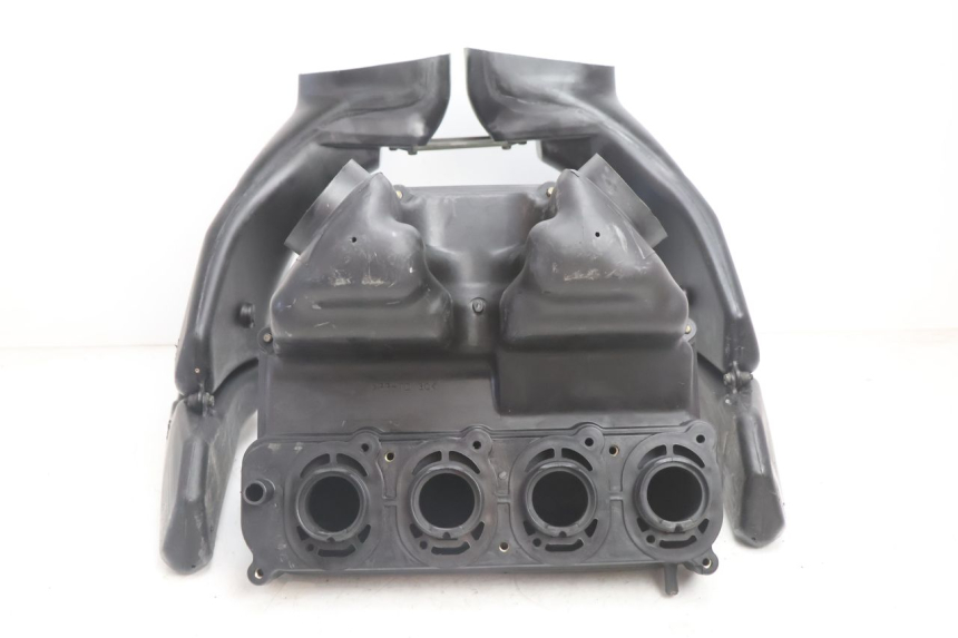 photo de BOITE A AIR KAWASAKI ZX-6R ZX6R 600 (1995 - 1997) - Gros plan technique