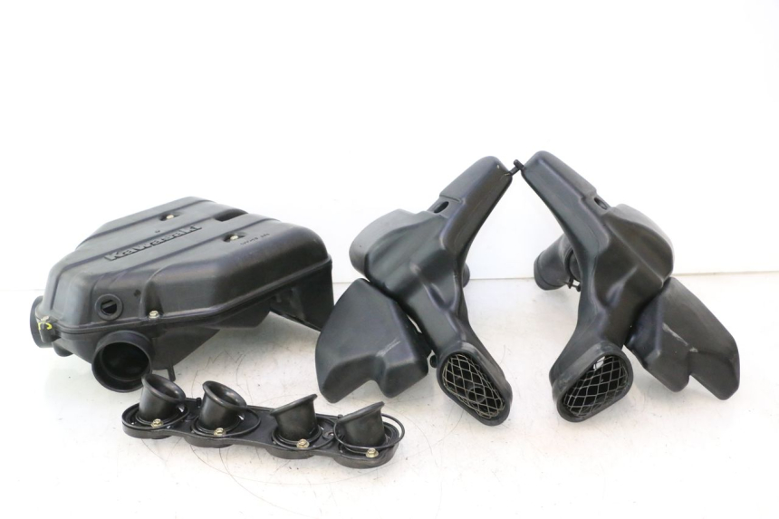 photo de BOITE A AIR KAWASAKI ZZR 600 (1995 - 2004) - Points de fixation