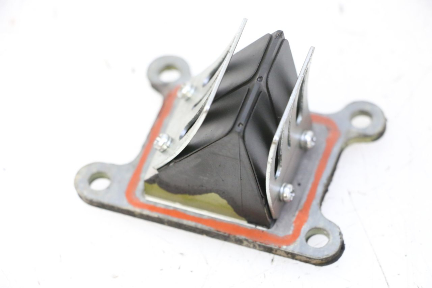 photo de BOITE A CLAPETS KYMCO AGILITY NAKED RENOUVO 2T 50 (2011 - 2018) - Autre angle de vue