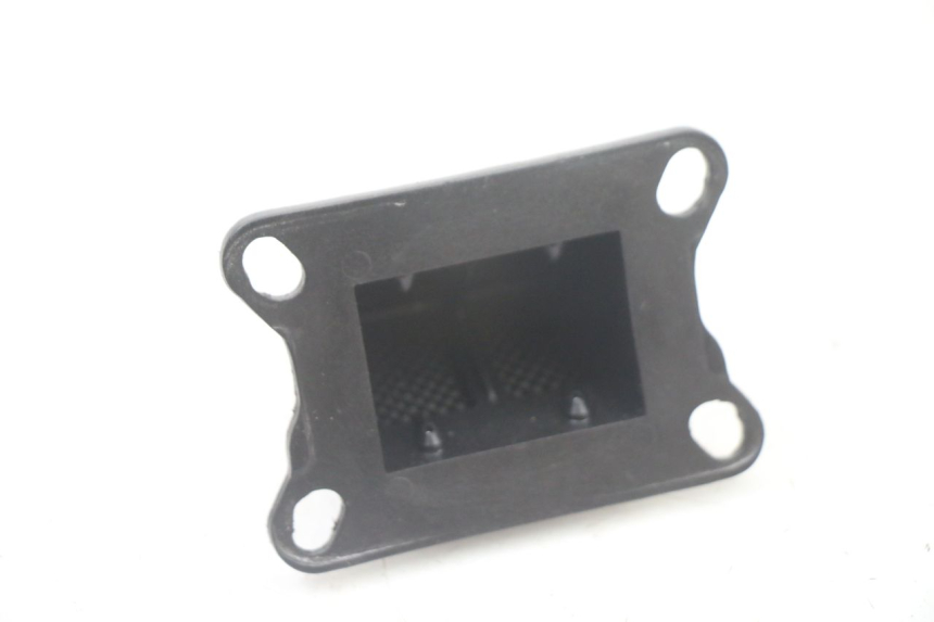 photo de BOITE A CLAPETS APRILIA RS 50 (1999 - 2005) - Autre angle de vue