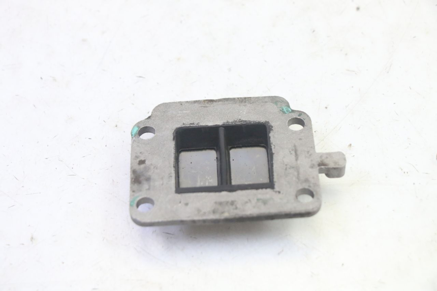 photo de BOITE A CLAPETS MBK BOOSTER SPIRIT 50 (2004 - 2017) - Autre angle de vue